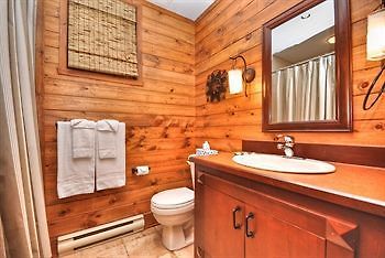 Laltitude Tremblant Sunstar Hotel Mont-Tremblant Bagian luar foto